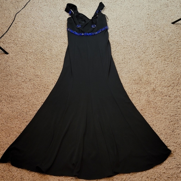 Blumarine Black V Neck Sleeveless Crystals Long Dress size I 48 - Picture 6 of 14